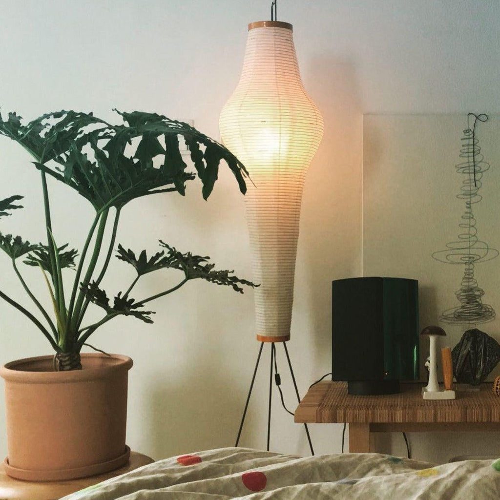 Kibo Reispapier Stehlampe Japanisch inspiriertes sanftes Leuchten für ruhige Wohnatmosphäre und weiches Licht