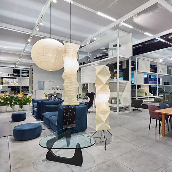 Kibo Reispapier Stehlampe Japanisch inspiriertes sanftes Leuchten für ruhige Wohnatmosphäre und weiches Licht