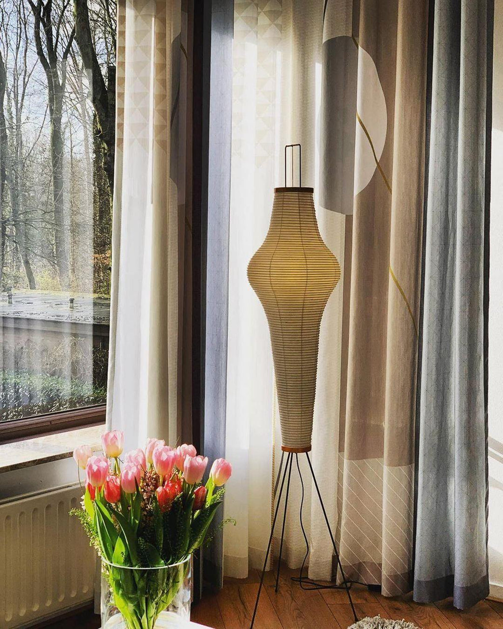 Kibo Reispapier Stehlampe Japanisch inspiriertes sanftes Leuchten für ruhige Wohnatmosphäre und weiches Licht