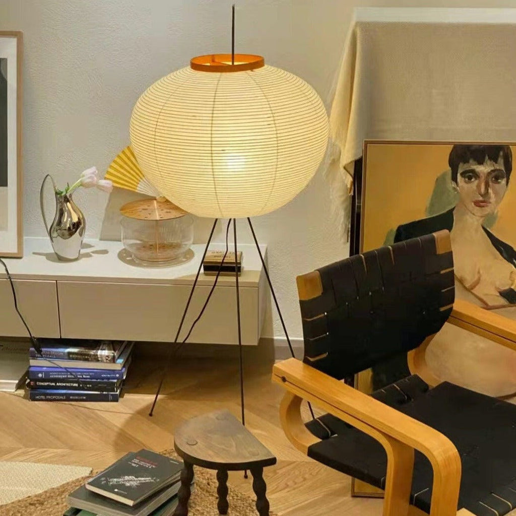 Kibo Reispapier Stehlampe Japanisch inspiriertes sanftes Leuchten für ruhige Wohnatmosphäre und weiches Licht