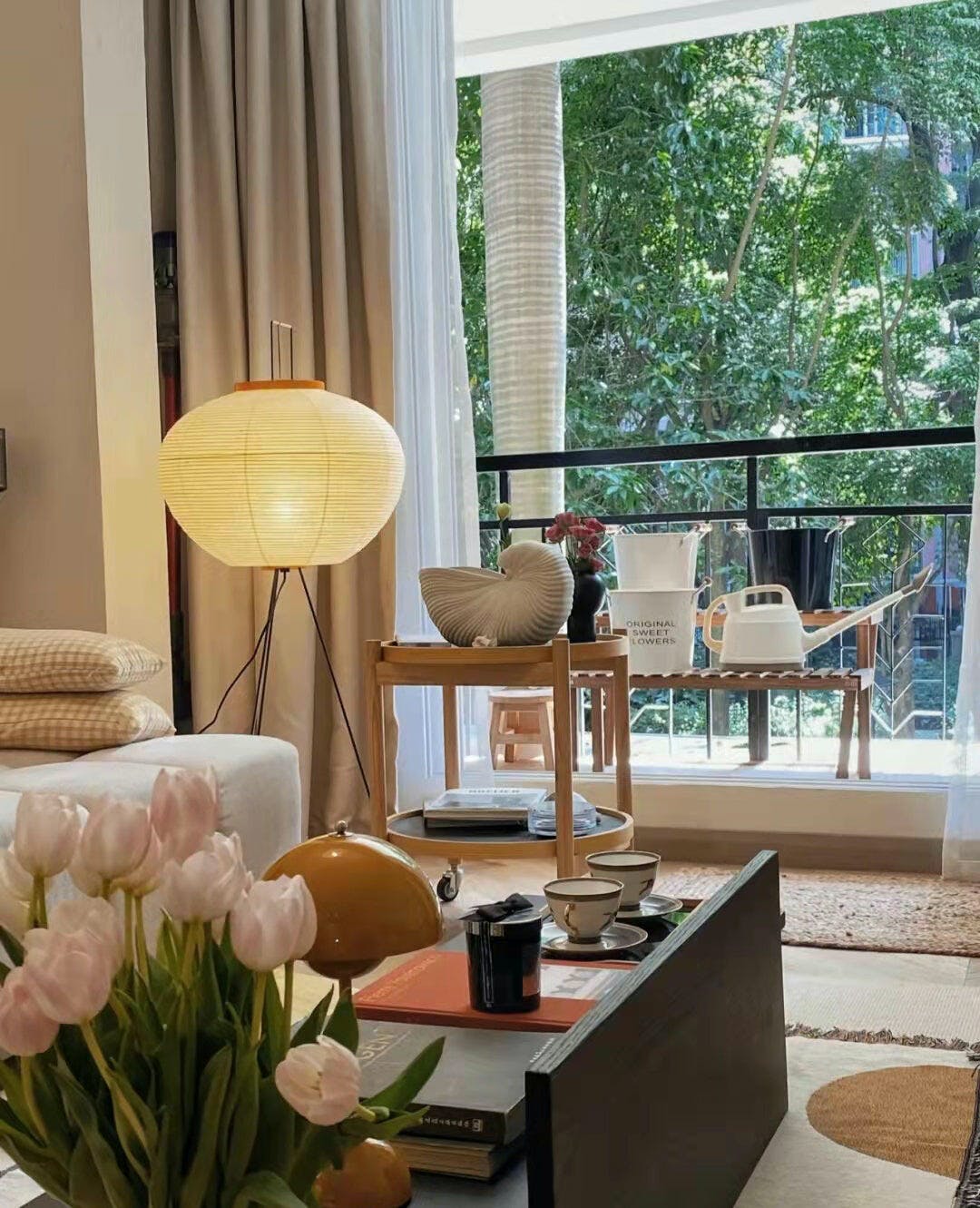 Kibo Reispapier Stehlampe Japanisch inspiriertes sanftes Leuchten für ruhige Wohnatmosphäre und weiches Licht